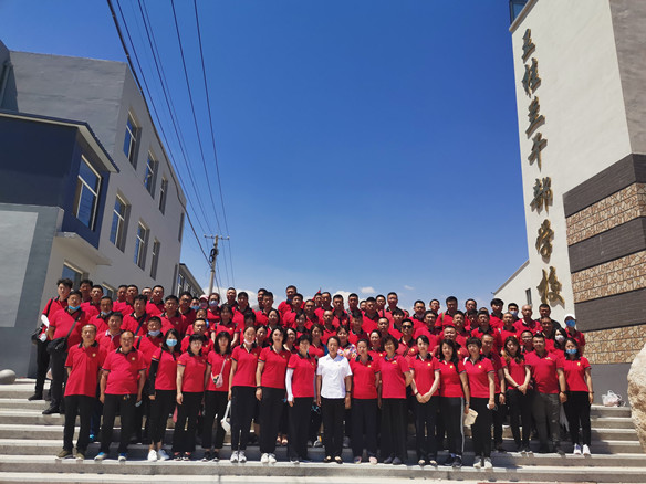 汲取榜樣力量、學(xué)習(xí)拼字精神——2020年黨員活動