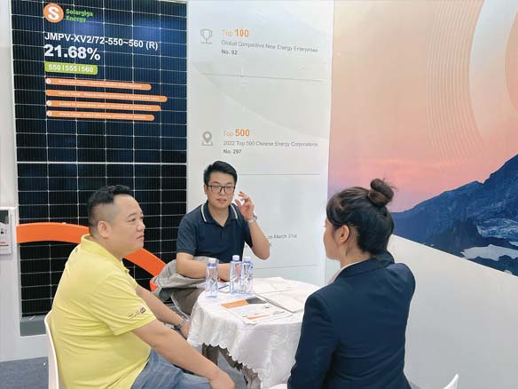 展會(huì)速遞 | 建設(shè)頂樓上的“香港”！陽(yáng)光能源亮相香港環(huán)球資源能源展